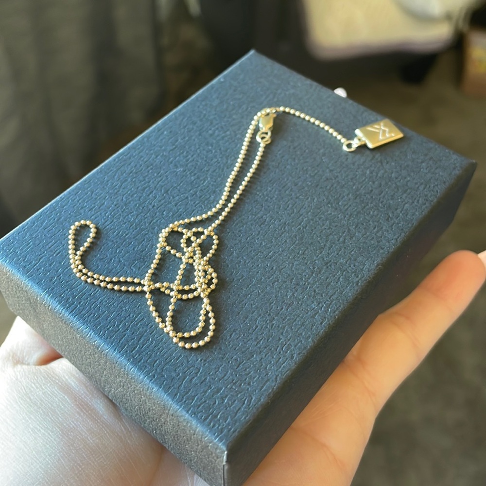 Miranda Frye ball chain